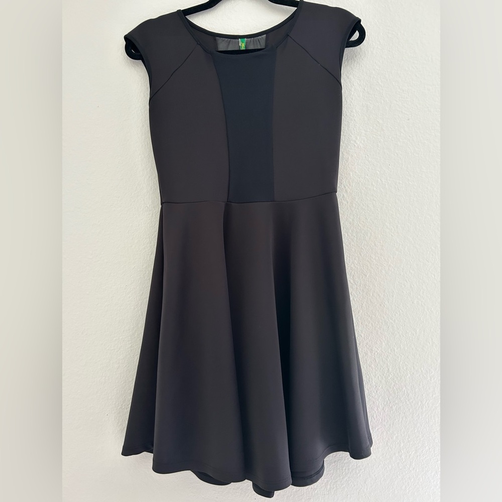 Elegant Women’s Short Sleeve A-Line Dress – Soft and Lightweight